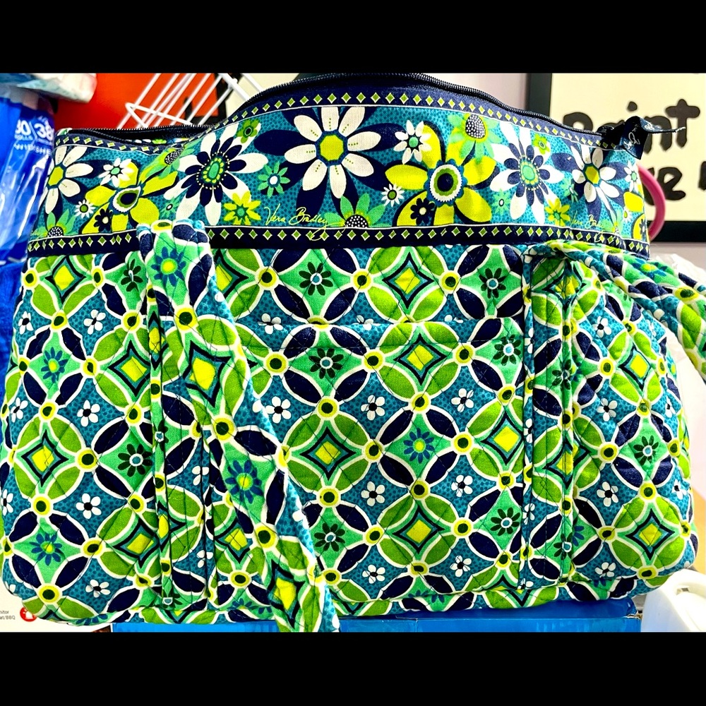 New-Vera Bradley tote bag
